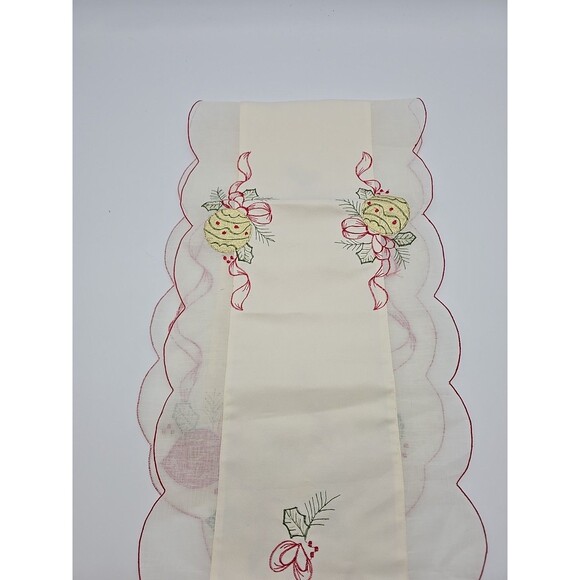 Christmas Embroidered Table Runner Bulbs & Packages Scalloped Edge 70" - Picture 2 of 11
